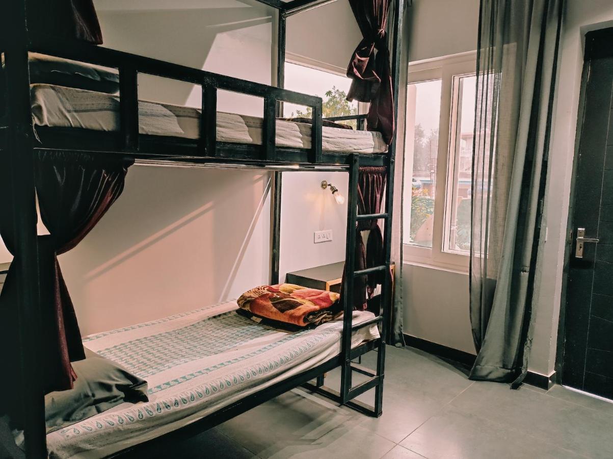 Indian Culture Hostel Rishikesh Bagian luar foto